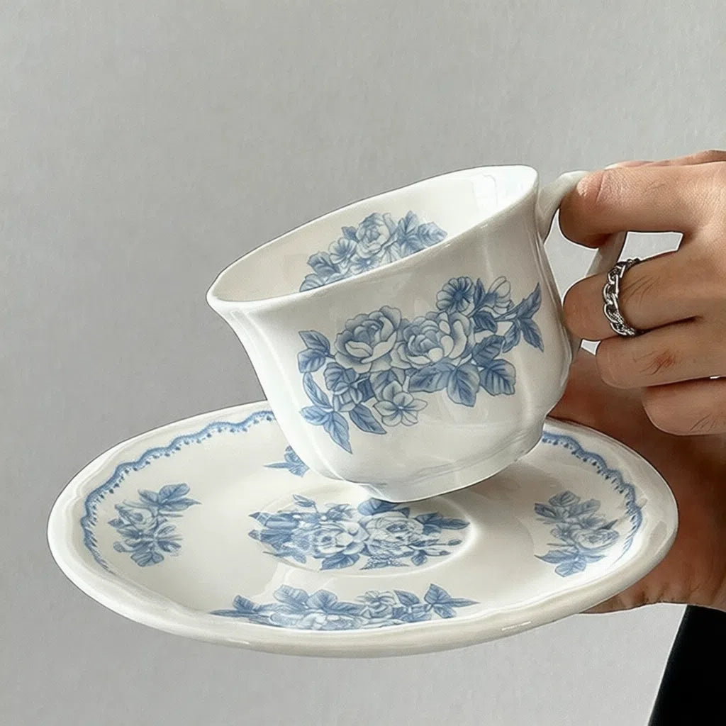 Medieval blue rose cup and saucer - Velart Home