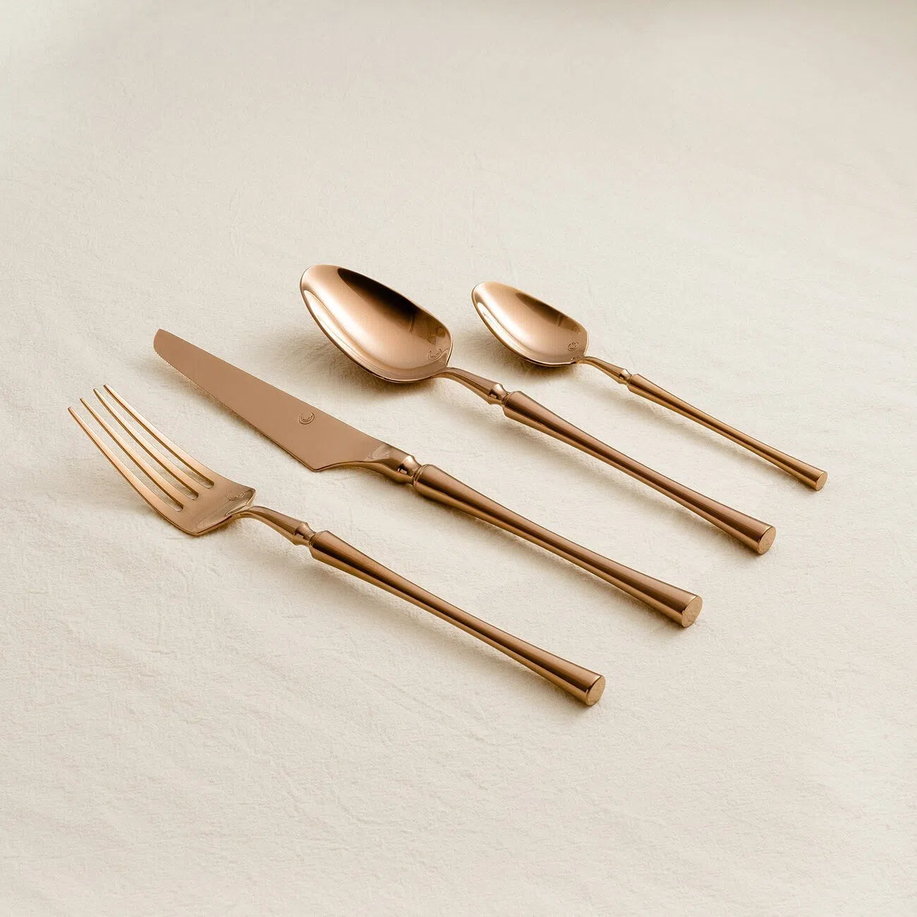 GOLD FLATWARE 4 PCS SET - Velart Home
