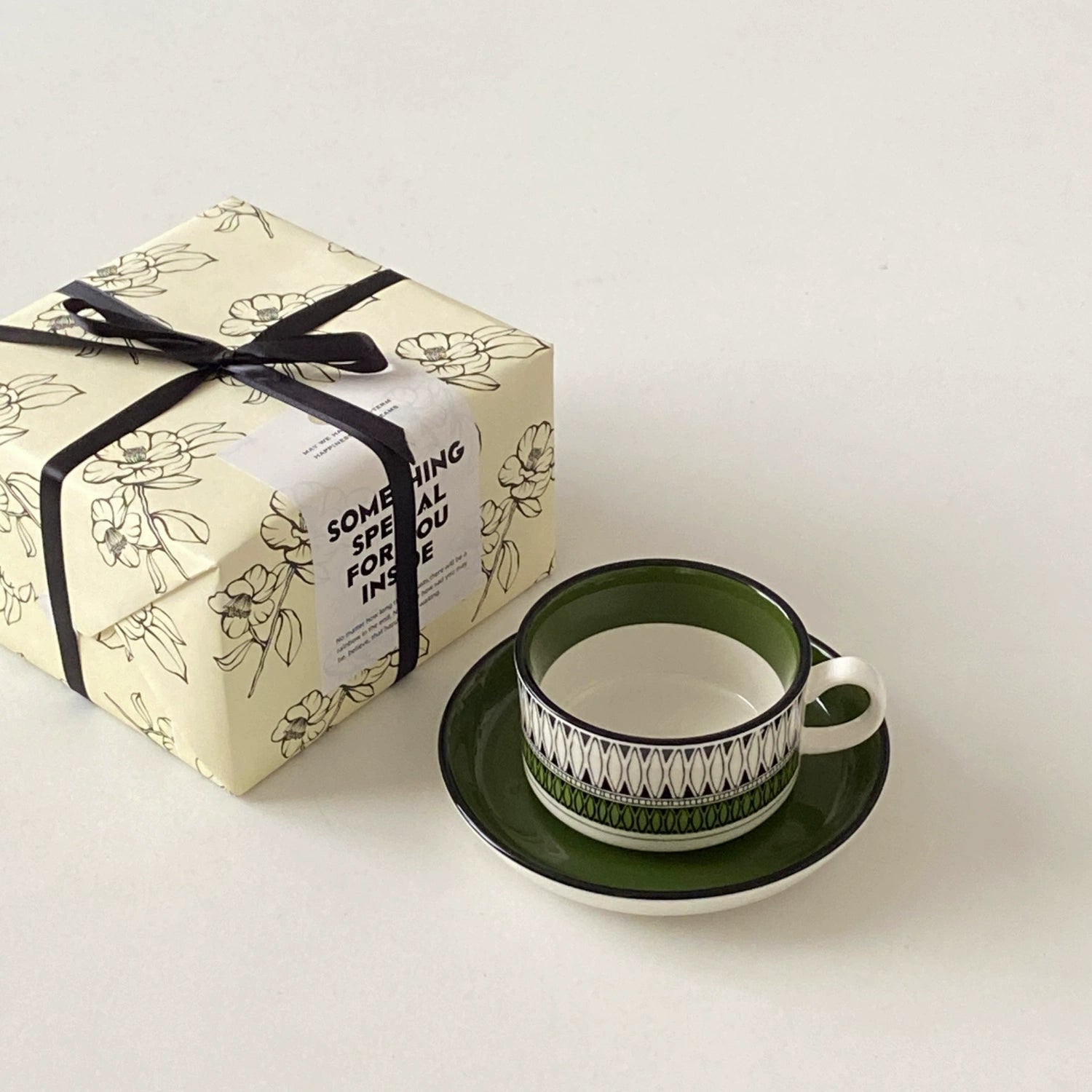 Vintage Green Ceramic Cup & Saucer Set - Velart Home