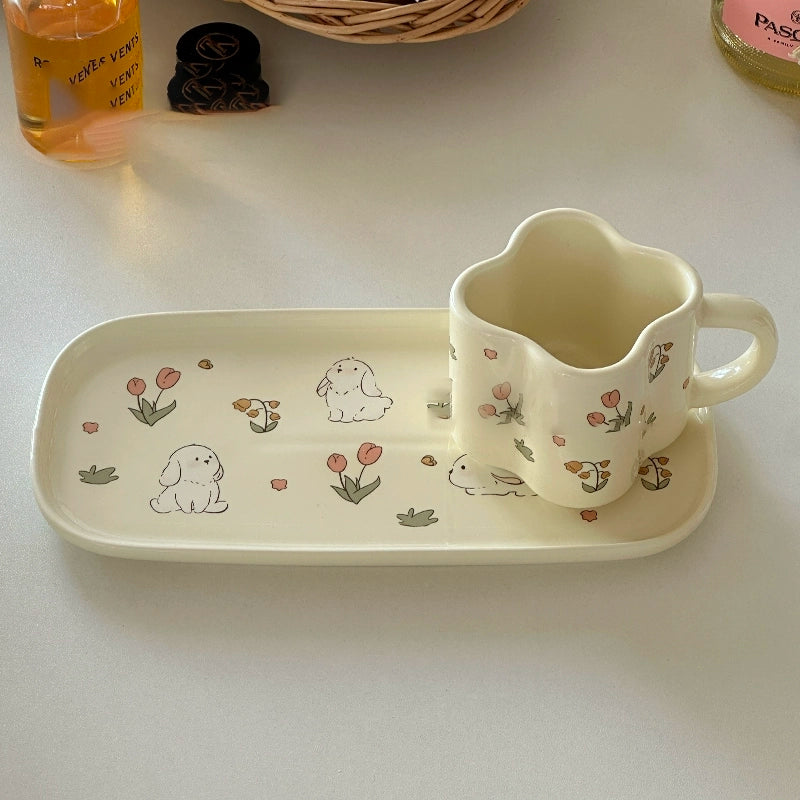 Elegant Tulip Illustrated Ceramic Cup & Saucer Set - Velart Home