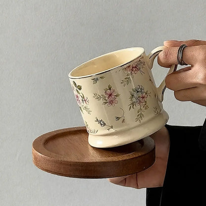 Vintage Gold-Painted Spring Flower Mug - Velart Home