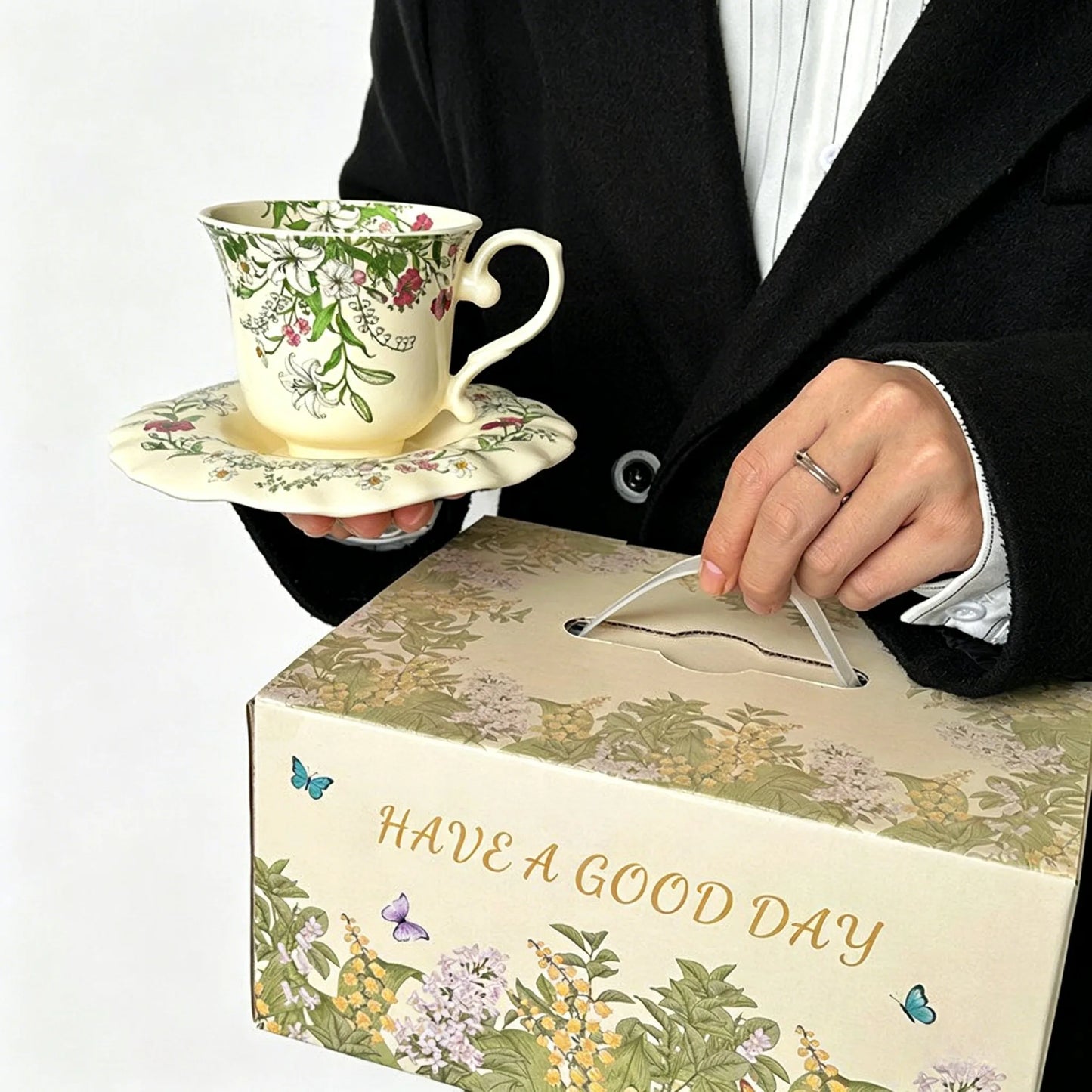 BELLFLOWER HANDLE TEA CUP SET - VELART HOME