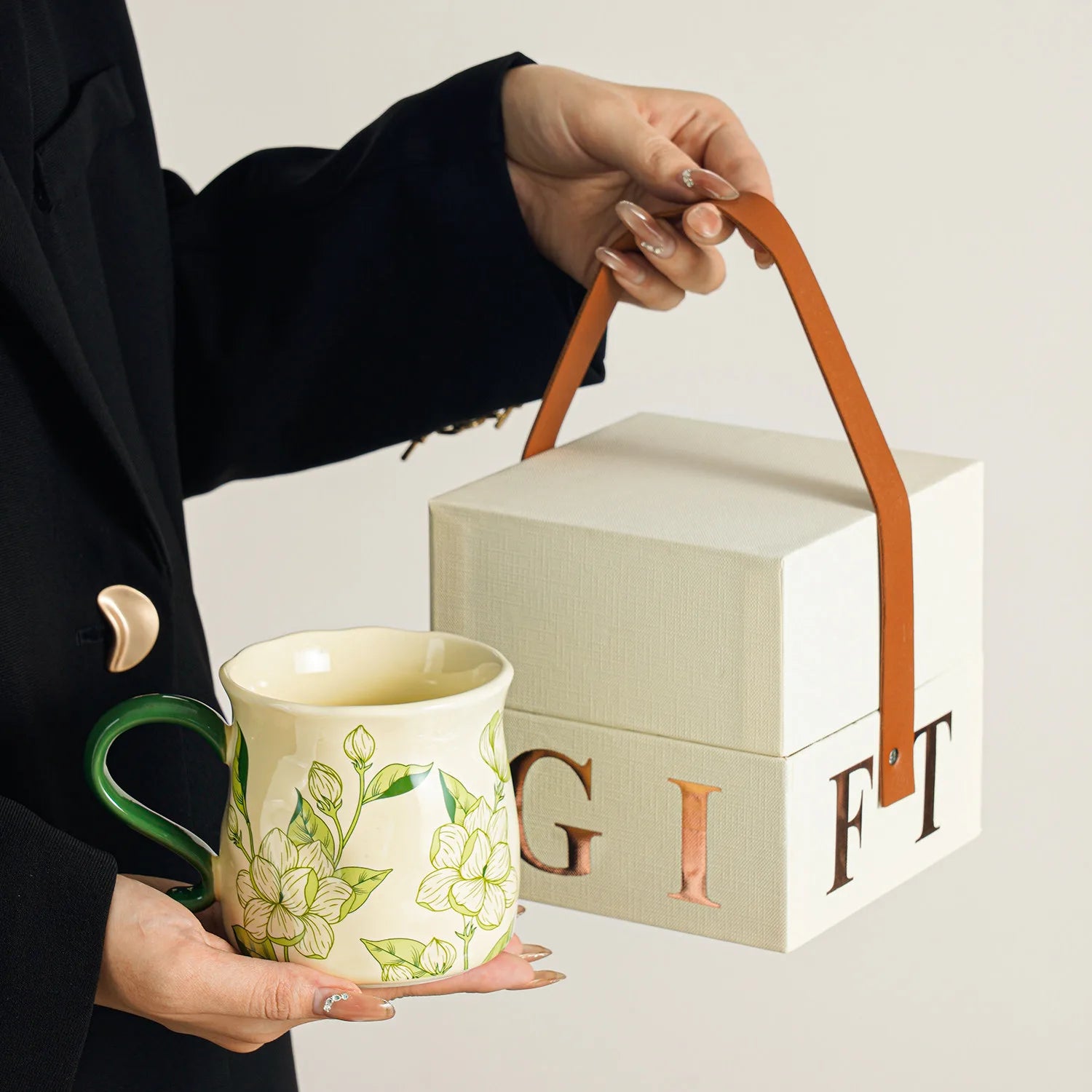 Scalloped Rim Botanical Mug - VELART HOME