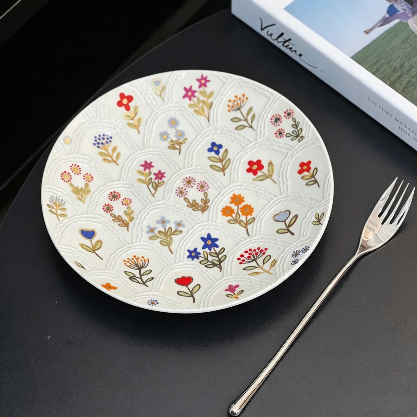 Floral Embossed Ceramic Dinnerware Set - VELART HOME