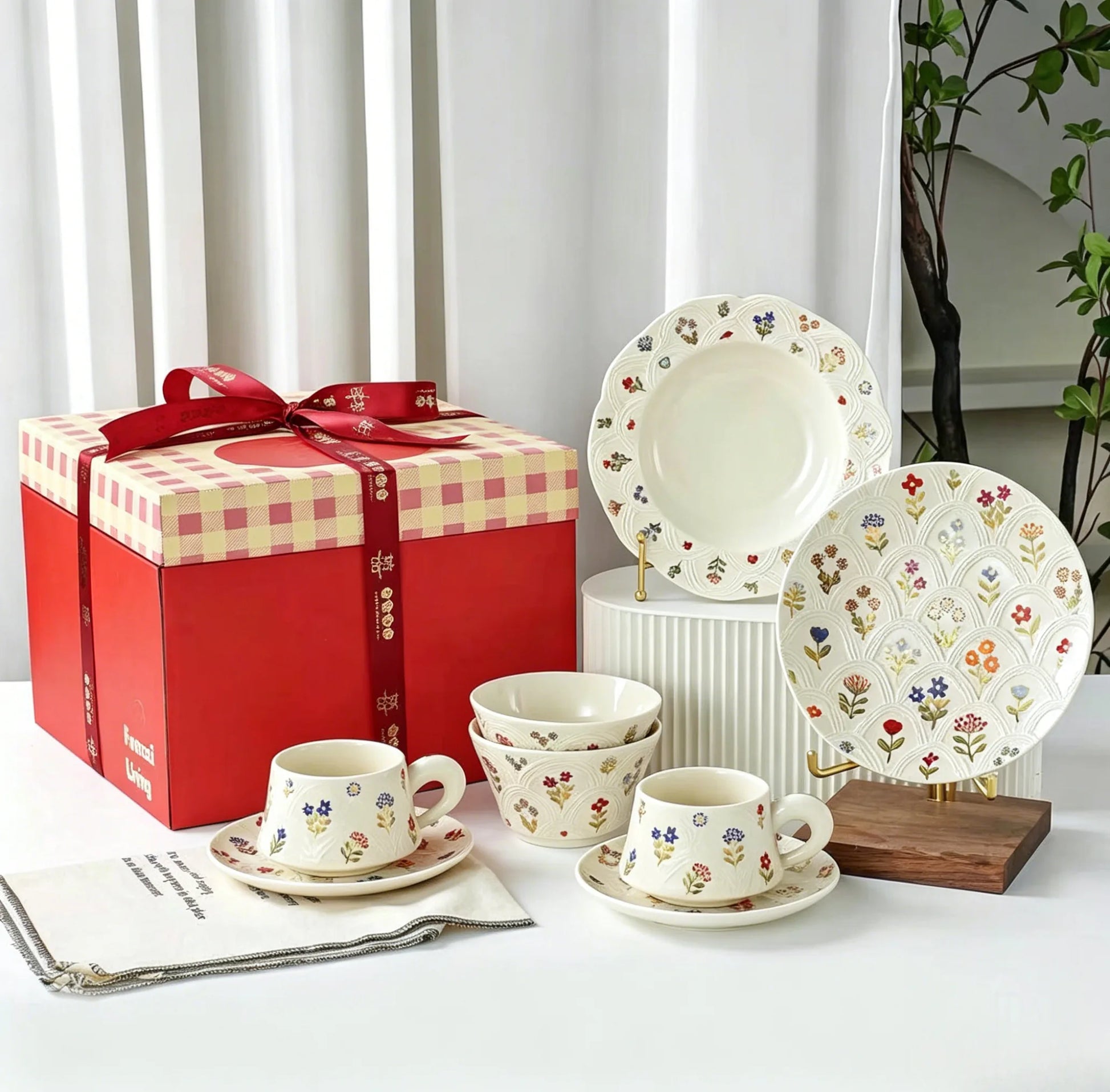 Floral Embossed Ceramic Dinnerware Set - VELART HOME