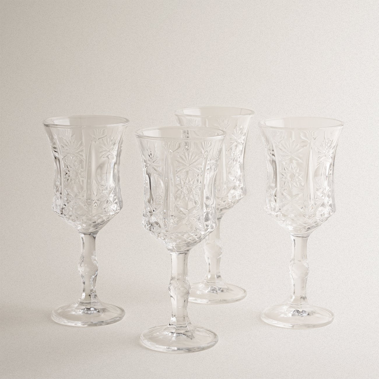 Embossed Design Glass Stemware 4 Pcs Set - Velart Home