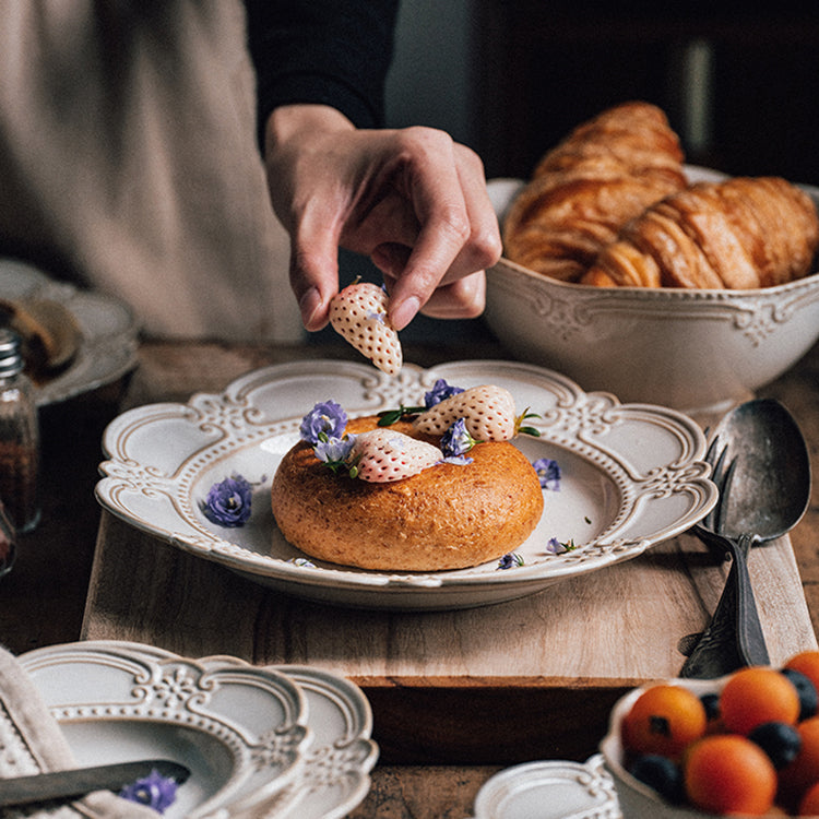 Retro Baroque Dinner Plate and Bowl - Velart Home