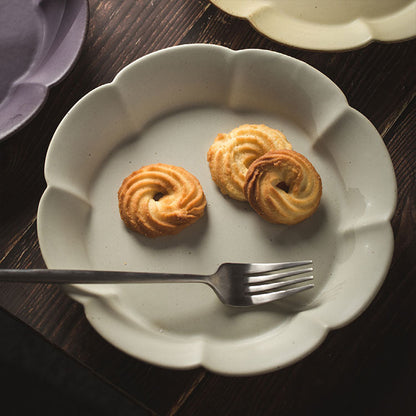 TERRACOTTA PETAL DINNER PLATE - Velart Home