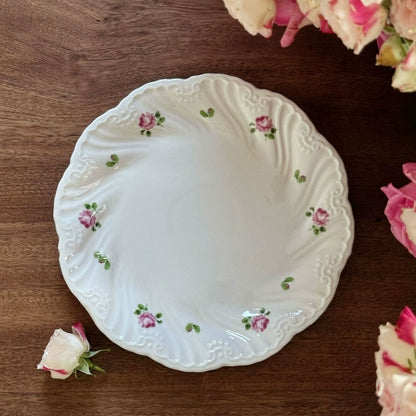 Rose Embossed Pleated Ceramic Plate - Velart Home