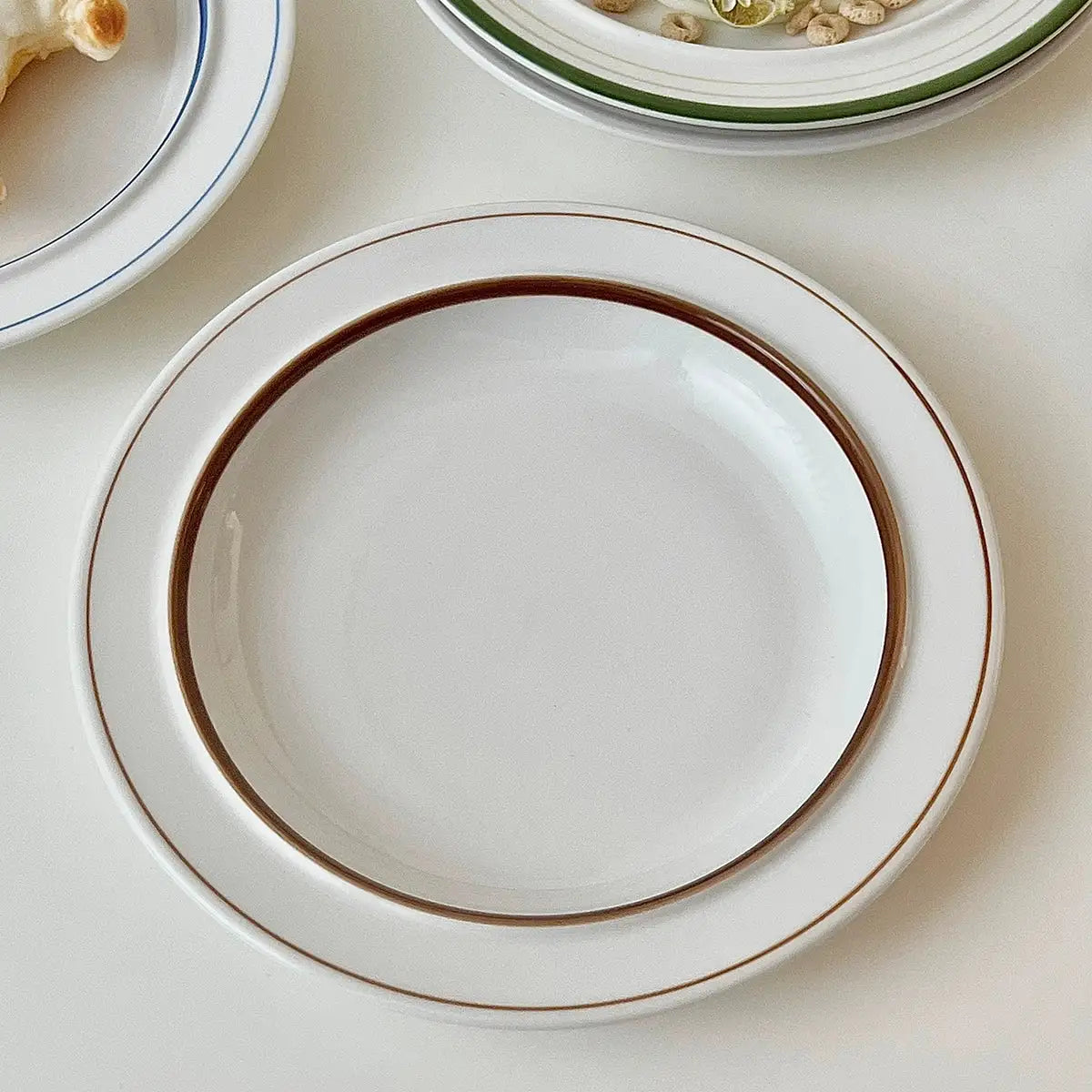 Simple Straw Hat Plate - Velart Home