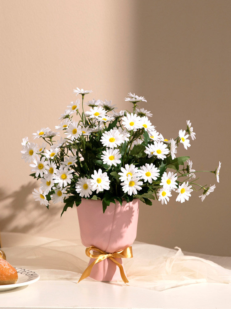 Hand Held Ceramic Flower Vase - VELART HOME